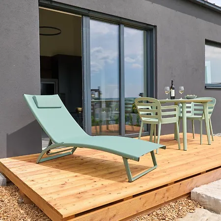 Apartament Vineyard19 *